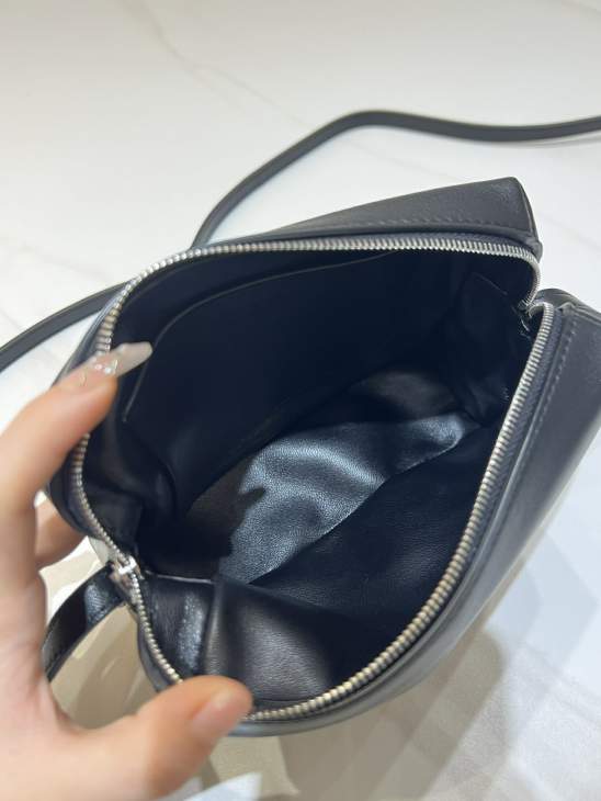 Picture of The Row Handbags _SKUfw216749103fw